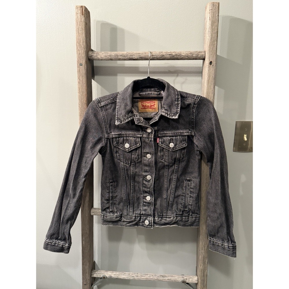Levi's Original Trucker Jacket Women's Size Small Red label Black Denim EUC